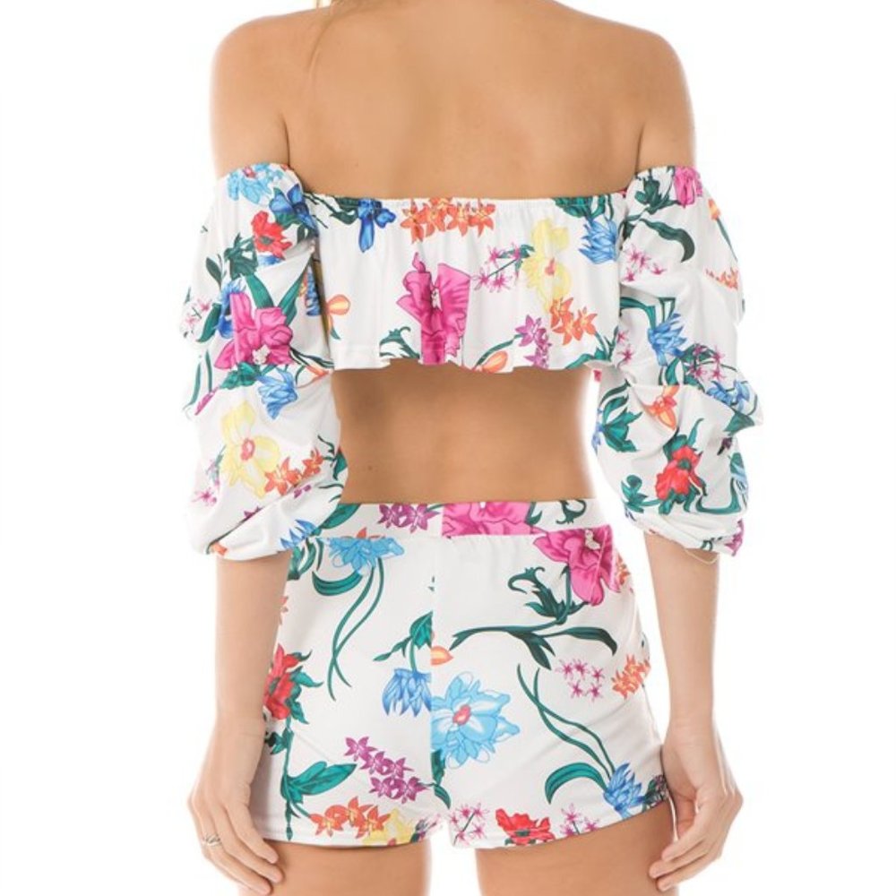 Spring Music Festival Off Shoulder 2 Piece Set. - Picture 3 of 5